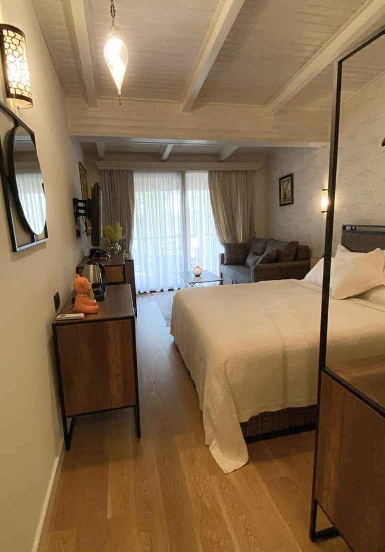 Hotel Le Tirana